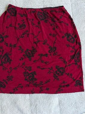 Vintage Moda International Red Floral Beaded Skirt Size S